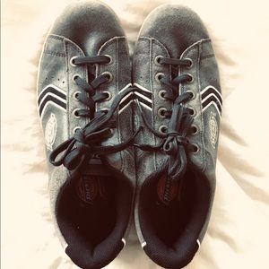 Dickies Men’s Gray Destress Leather Shoes Sz 9